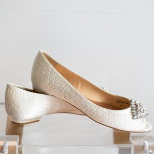 Badgley Mischka Women's Taft Flat Ivory 7.5